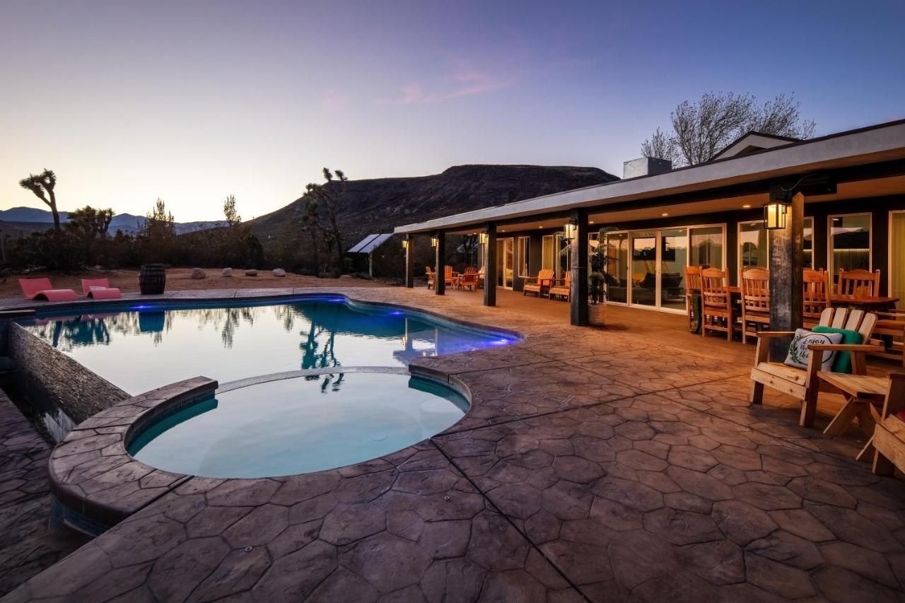 Wind Hill Hotel Yucca Valley Exterior photo